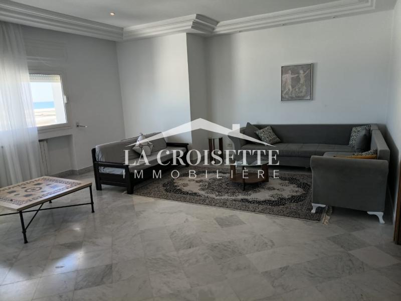 Un appartement S+3 meublé  vue sur mer à La Marsa